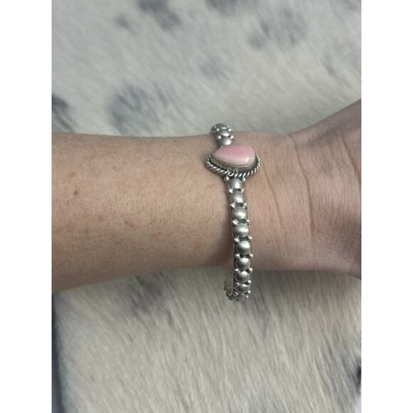 Sterling Silver Pink Conch Tear Drop Braided Dome Cuff Bracelet 925 Stacker - Picture 2 of 8